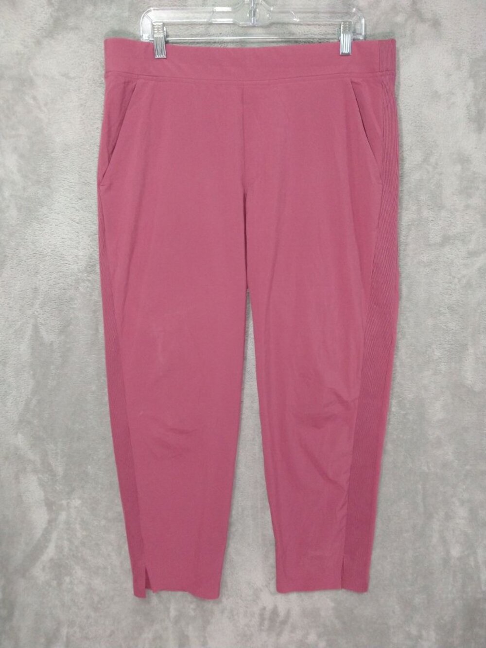 Athleta Pants Womens 14 Pink Brooklyn Mid Rise Ankle Tapered Leg Flat Front